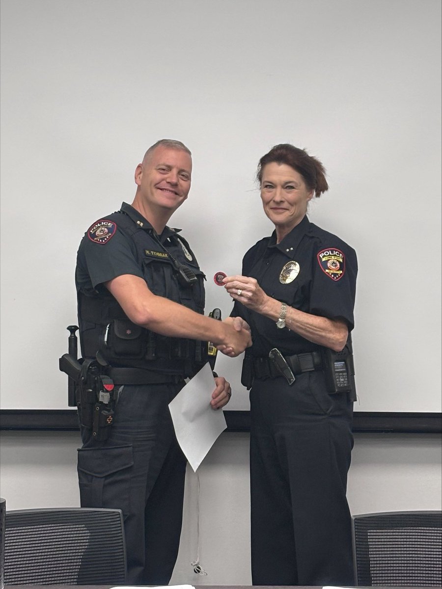 LSCPolice's tweet photo. Celebrating recent achievements, recognitions, and milestones across the department 👏 From leadership accomplishments and employee awards to welcoming back familiar faces and supporting the LSC graduation ceremonies, we’re proud of your dedication and professionalism.🌟 https://t.co/qyALCDUF6Z