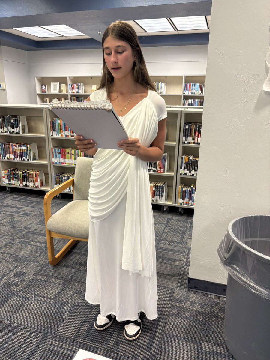 MrsDCarpenter's tweet photo. Wax Museum in the Pine Ridge Middle School Media Center
@PRMPanthers @CCPSMediaCentrs @collierschools https://t.co/827yJXSDOP