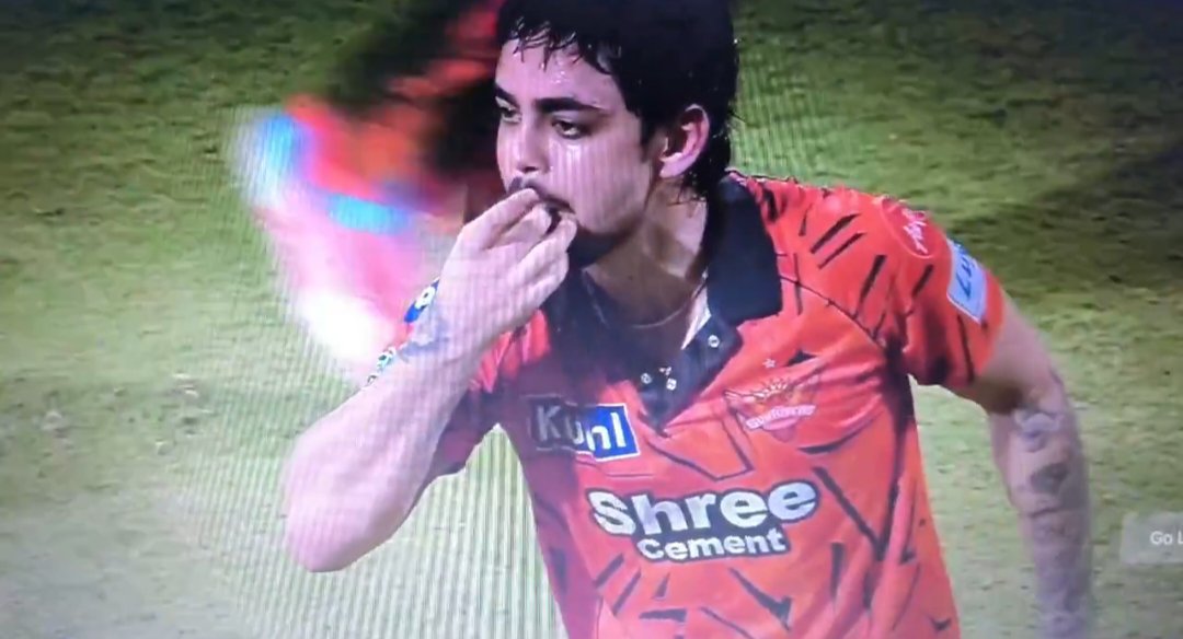 Cricket Central tweet media