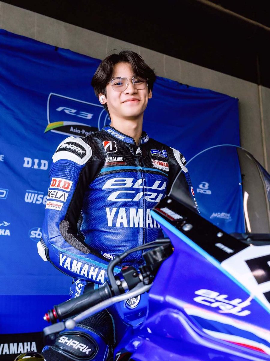BoysLoveInsider's tweet photo. GMMTV Signs Anthony Buisseret, Ing Asavanund, Geno Matas, &amp; Prom kcy 

https://t.co/eAkrsk1jjZ 

#GMMTV #AnthonyBuisseret #IngAsavanund #GenoMatas #Promkcy https://t.co/EiFChGFRMI