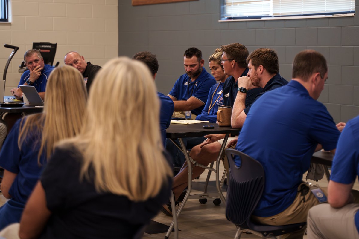 wcsPHSathletics's tweet photo. Enjoyed celebrating our Page Patriot Head Coaches this morning at our Coaches Appreciation Breakfast! It was an incredible year for Page Athletics thanks to this crew! Special shout out to Rolling Hills for sponsoring the breakfast. #PHTID https://t.co/s6leeDQTzq
