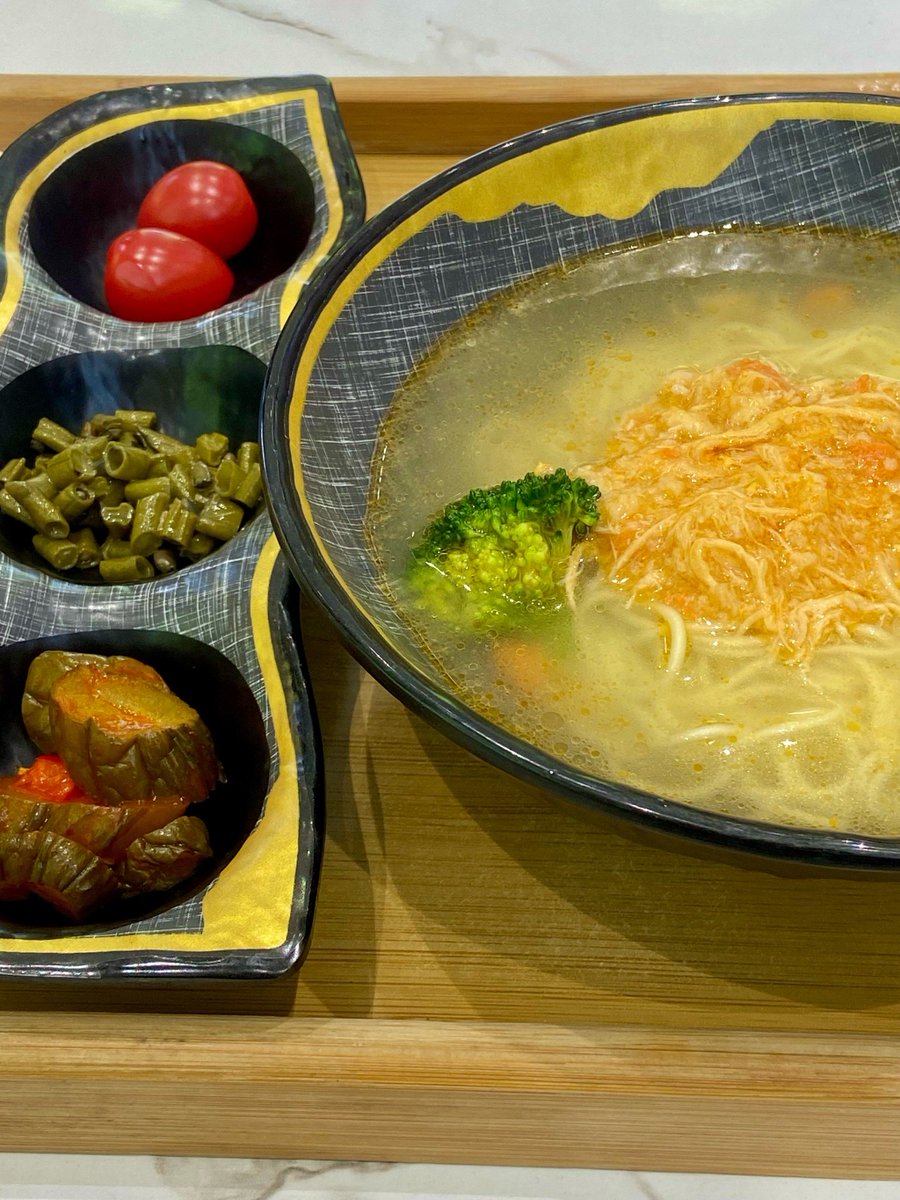 karelianspirit's tweet photo. Midnight noodles, warm broth, and quiet chatter—this tiny bowl carries all the cozy of late-night hours when the world slows down. https://t.co/KxfSDOQNsz