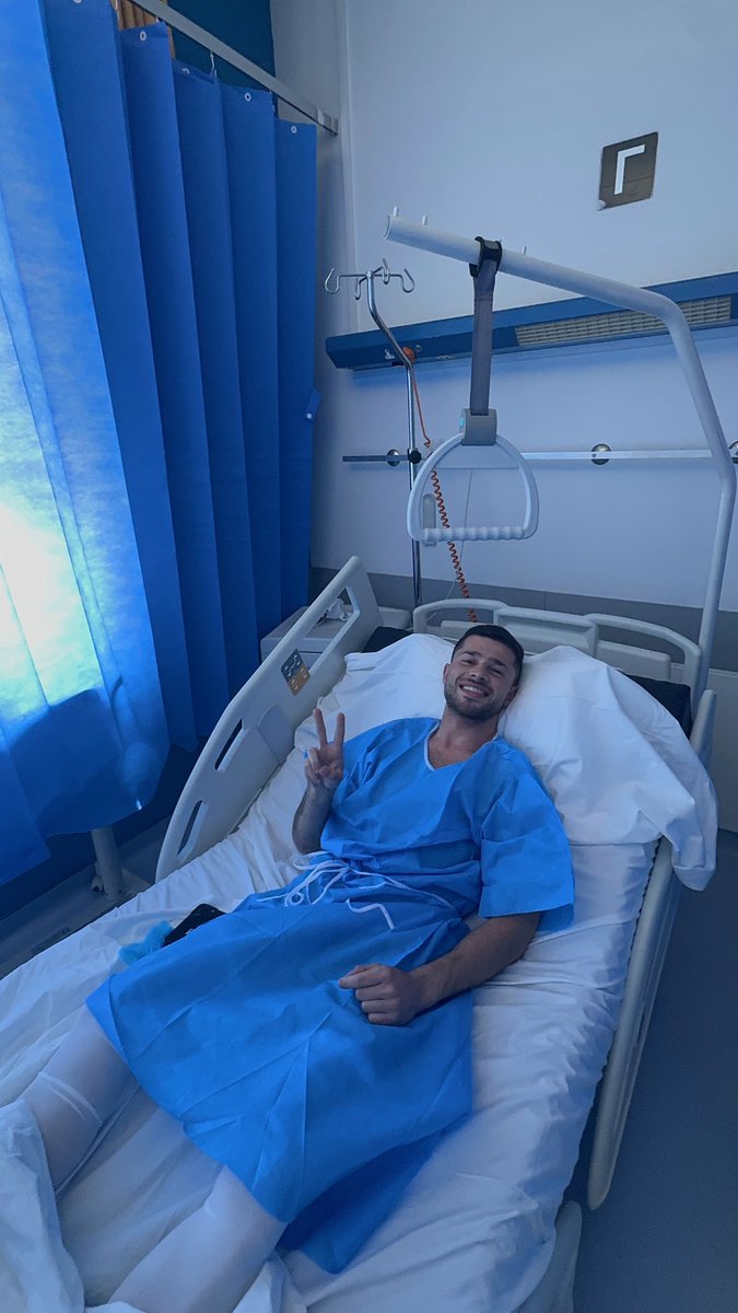 LoizouIrineos's tweet photo. As a nurse, I’m used to taking care of others… today it was my turn to be the patient. Receiving wishes and kind messages from my patients and their families truly means more than words can say!! 🤍 https://t.co/ulWxQFwRD3