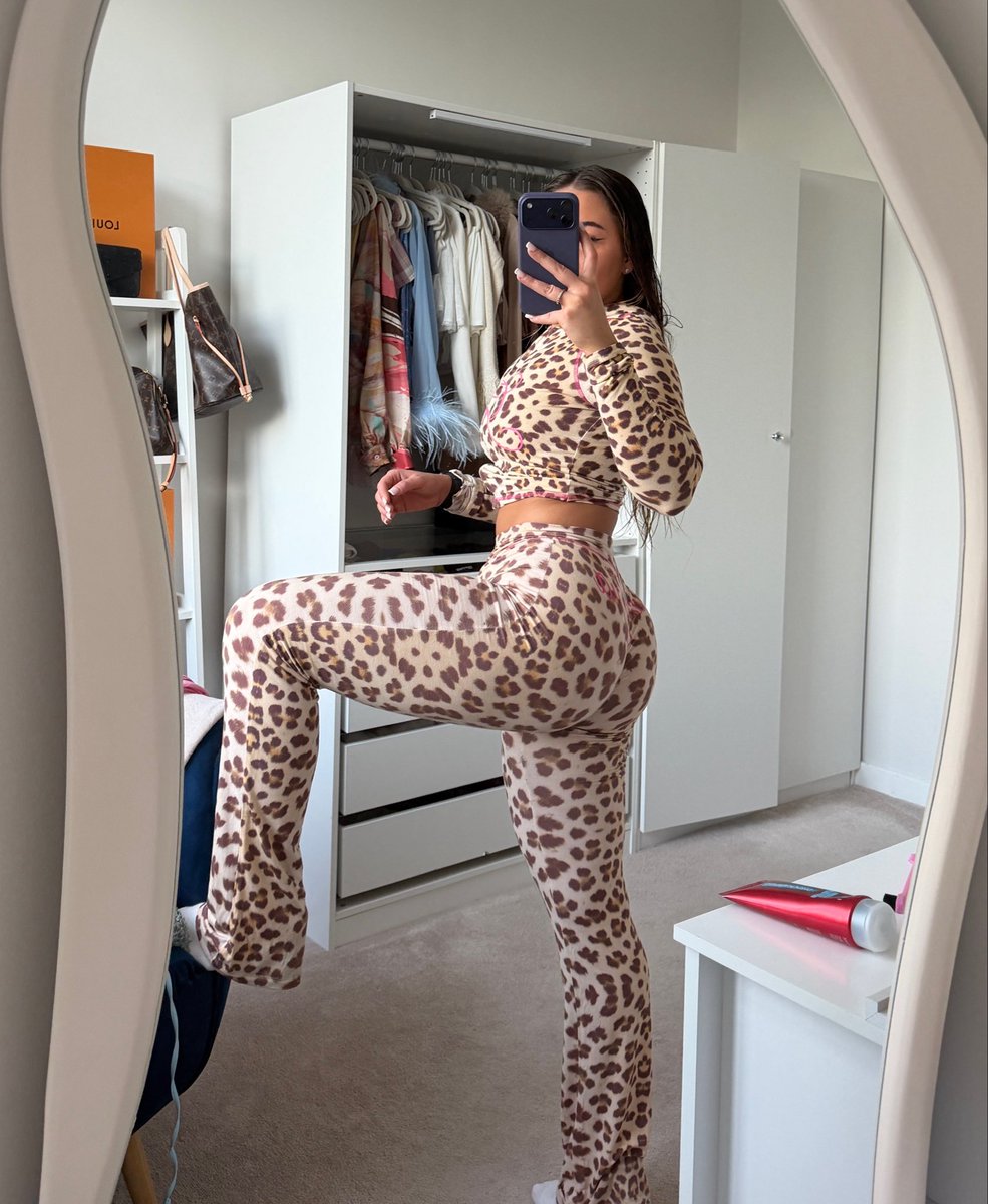 natalia tweet media