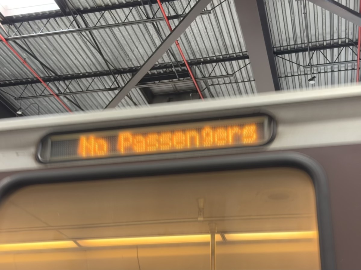 Metro Forward tweet media