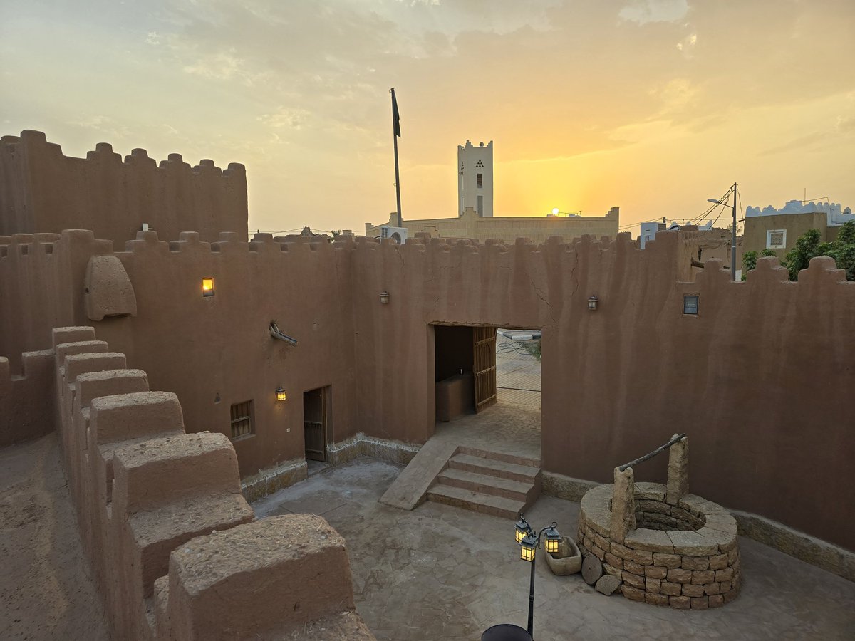 أسرة العنجري tweet media