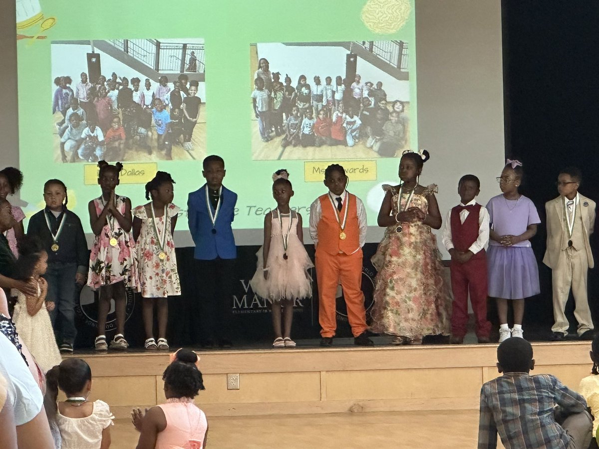 APSWestManor's tweet photo. Congratulations to all of our 1st - 4th grade awardees! 🏅@DrLWestManor1 @ib_manor https://t.co/z5DfNzkIVi