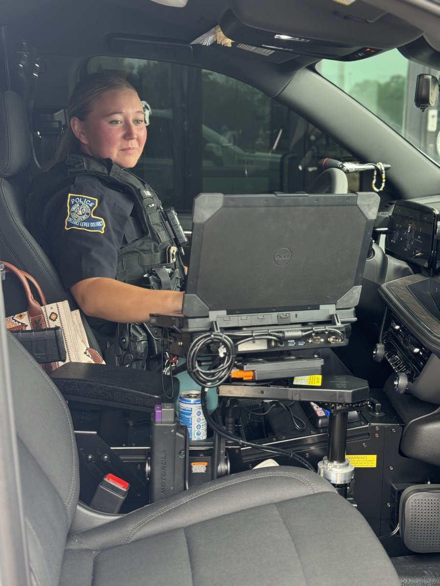SLFPAE's tweet photo. Flood protection does not stop at engineering. Ride along with Orleans Levee Police District Officer Rylee Daniels as she patrols Lakeshore Dr, nearby neighborhoods, pump station checks, and flies her drone to patrol the area.

#lagov https://t.co/9XXYRqqNyu