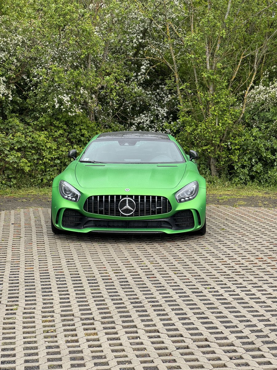 asfass's tweet photo. Nürburgring es fascinante https://t.co/qigDTEWg6x