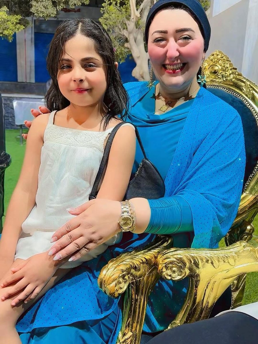 real_amiraAL's tweet photo. نحن نقدم برنامج دعم، إذا أعطيتك ذهباً بقيمة تزيد عن 20,000 دولار، فيرجى أن تكون صادقاً، ماذا ستفعل به؟ https://t.co/5Z0YNbt6PJ