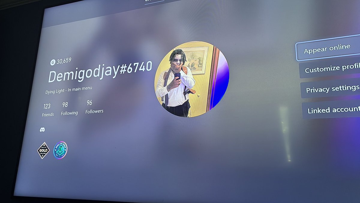 jayfrmthereal's tweet photo. Needa gbsf and frens that hangout play videos smoke drink n like go to hotels do game nights n shi n grab food n have chill nights in be bored asl just playing games 19 btw dm me 💕😵‍💫🥱😒 #dmvfreaks #dcfreaks #mdfreaks https://t.co/aWHoTidgMd