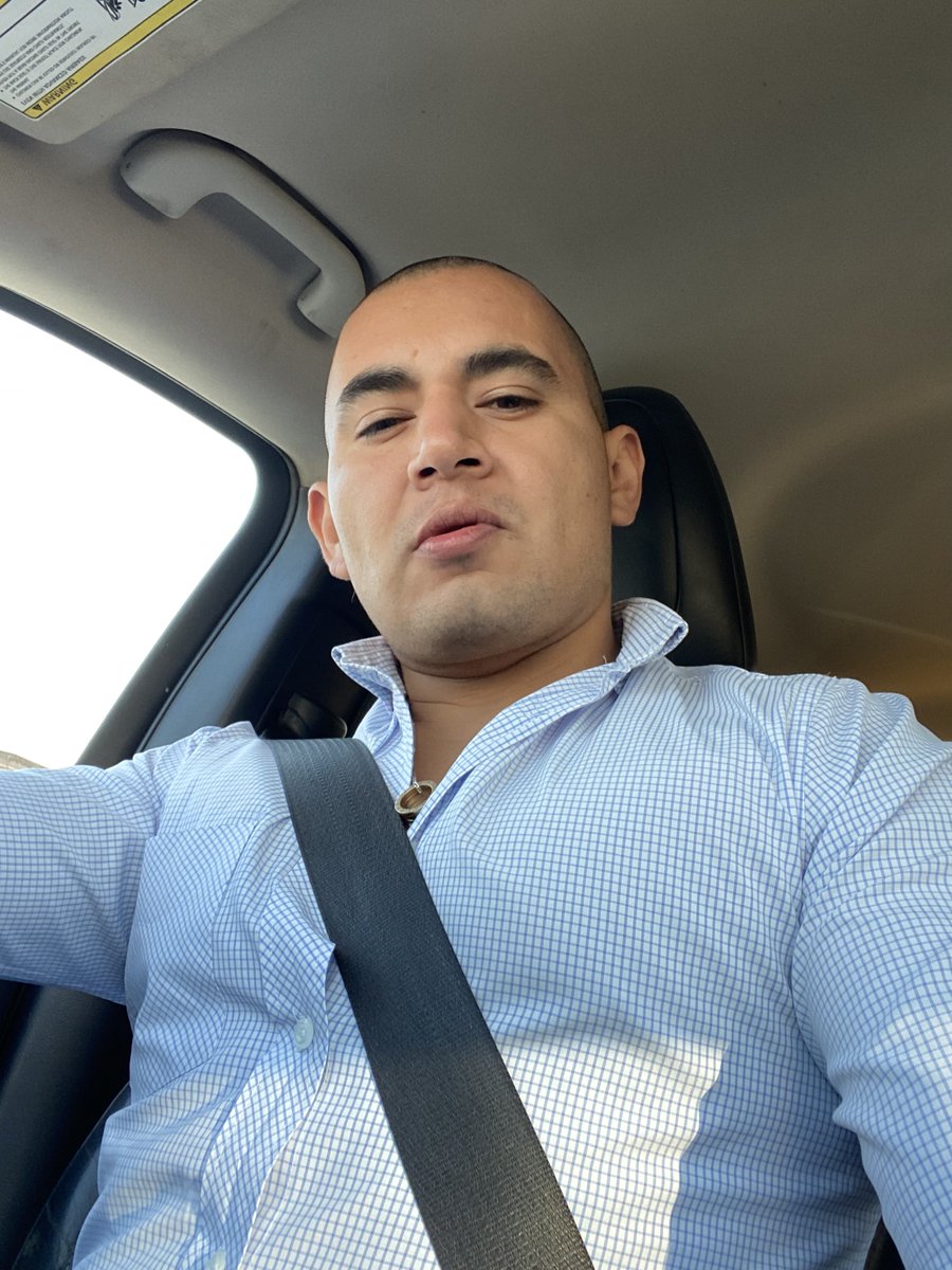 FrankDo49710664's tweet photo. Que sea un gran inicio de semana.
#ModoGodínActivado 👨🏻‍💻 https://t.co/2DiCPBhQhj