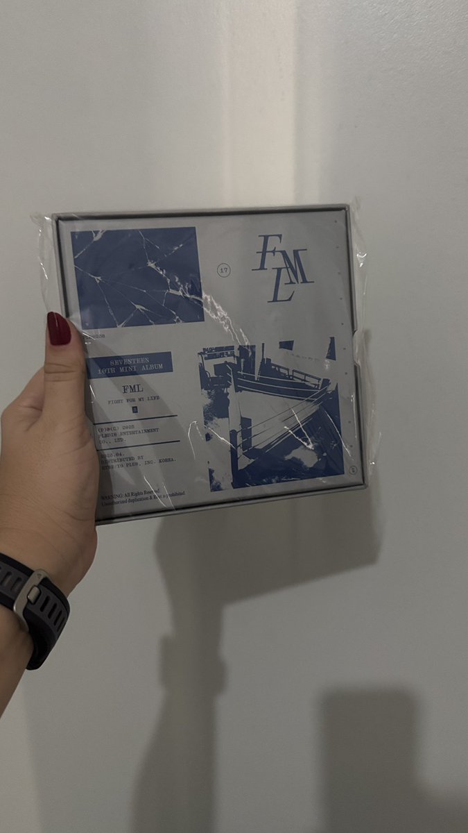 do_jeonghan's tweet photo. SALDÃO ÁLBUNS SEVENTEEN

VENDO/VENDA 

FML VERDE
FML CINZA 
SECTOR 17 AZUL
YOU MAKE MY DAY ROSA E AZUL

R$ 50,00 cada + frete 

Não possuem photocards. 

Tenho feedbacks no fixado.

Não reservo. https://t.co/jAWncld8te