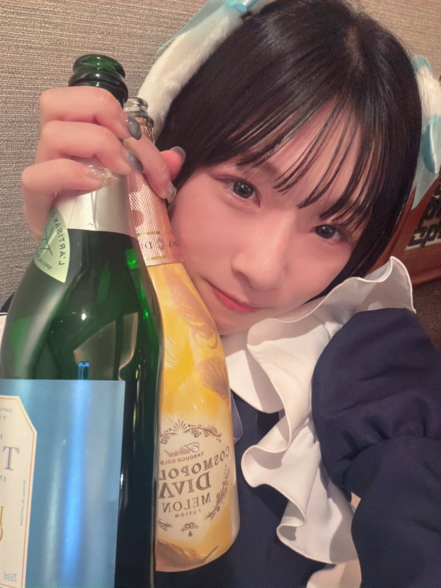 み り tweet media