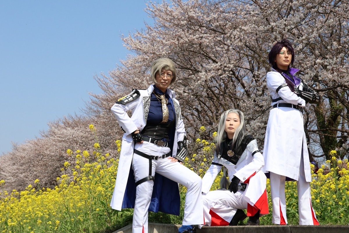 towa__0616's tweet photo. ⚠️cosplay   福岡一文字

春爛漫

お頭:平松さん
日光:火頭巳さん
姫鶴:とわ

#コスナビ　#コスナビ桜 https://t.co/NjJlnhsmFh