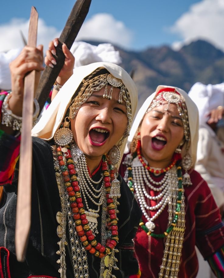 आलोक | Pahadi Vibe tweet media