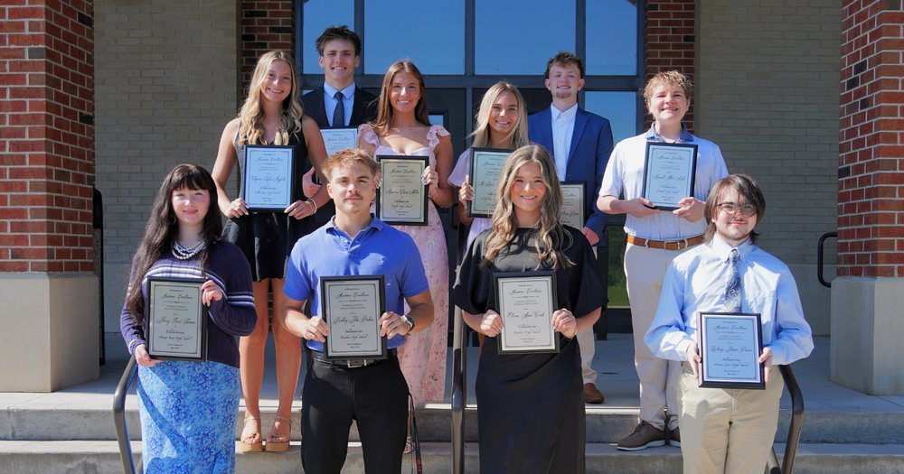 carrollschools's tweet photo. Carroll County Schools celebrates 2026 valedictorians and salutatorians https://t.co/4D7ubqG6wm https://t.co/FHAMuIOwyr