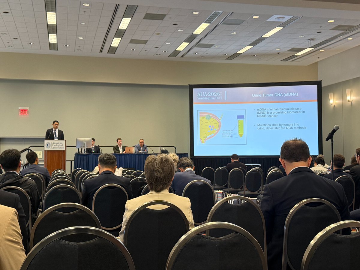 StanfordUrology's tweet photo. @williamyshi kicked off the final day of #AUA26 with exciting work on tumor-informed minimal residual disease analysis in NMIBC using pre-treatment urine mutations.

@liaojoe1 
@AmerUrological 
@StanfordMed https://t.co/MuB6pcWAwh