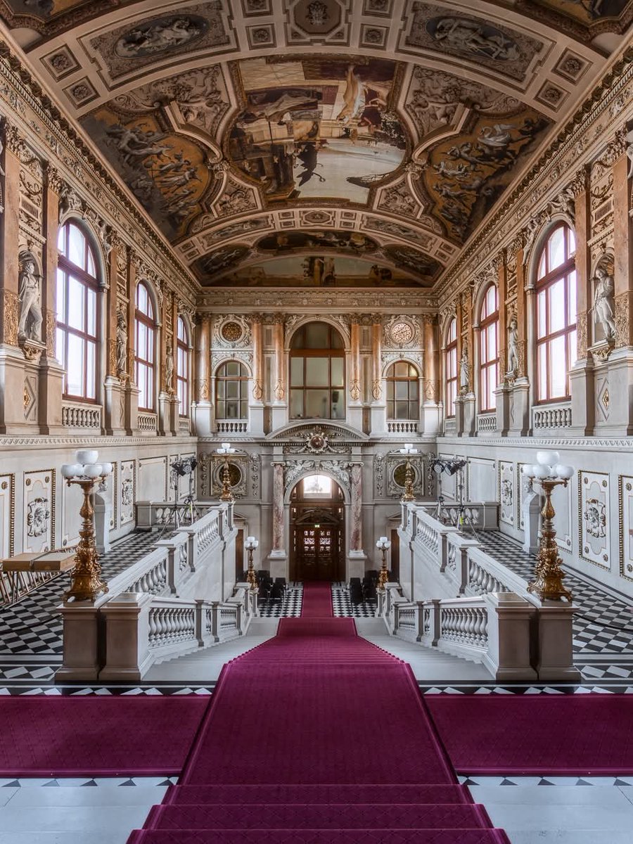 ForeverPhotos88's tweet photo. The Burgtheater, Vienna Austria 🇦🇹 https://t.co/13Mr6ZvmCq