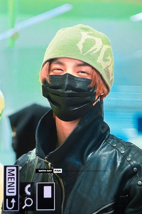 _pannys2's tweet photo. 😳😳 뚱카롱ㅋㅋ https://t.co/NcdlJhoOeA