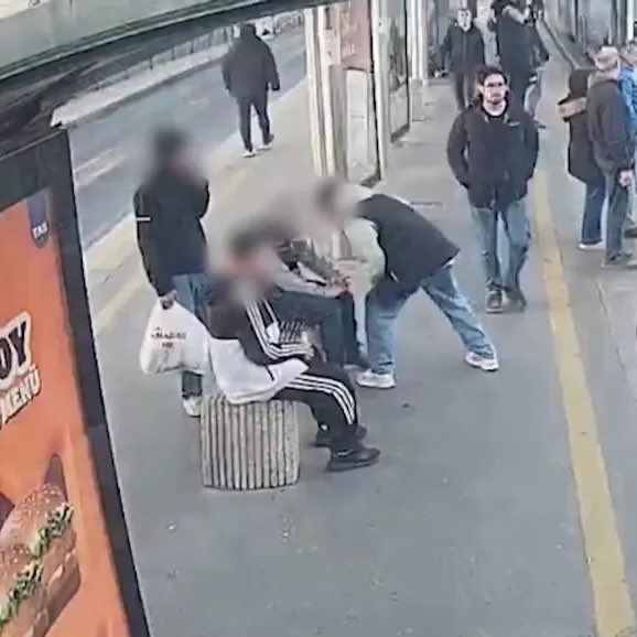 Aykırı tweet media
