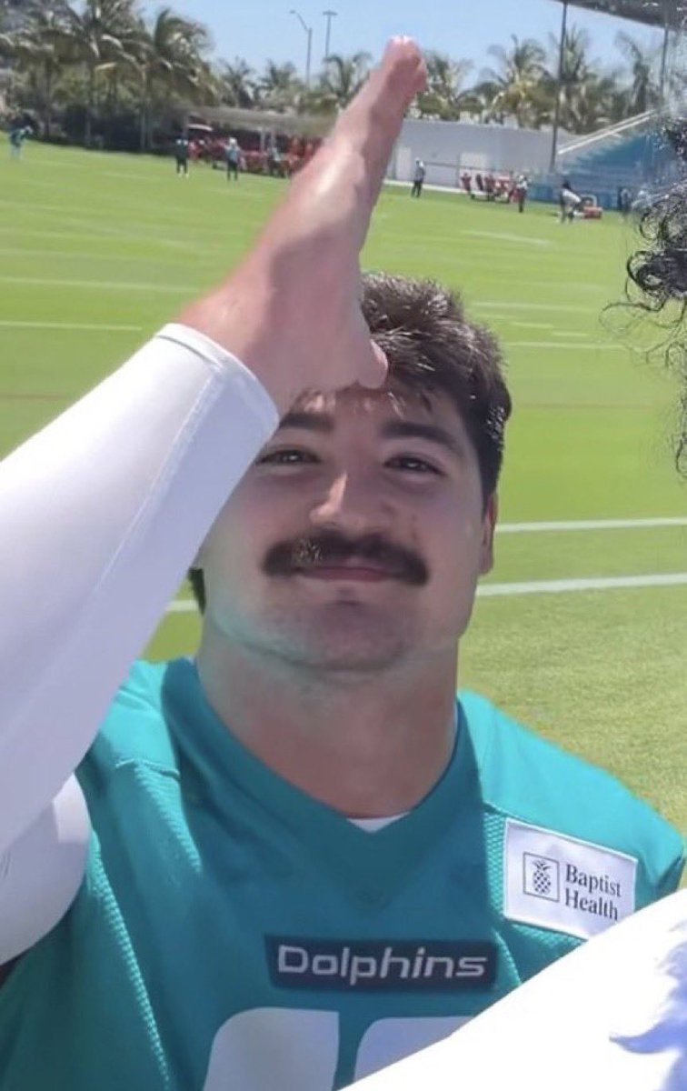 Talkin_Football's tweet photo. Happy OTA day to the podcasts favorite rookie linebacker. https://t.co/JqAinPcu5R