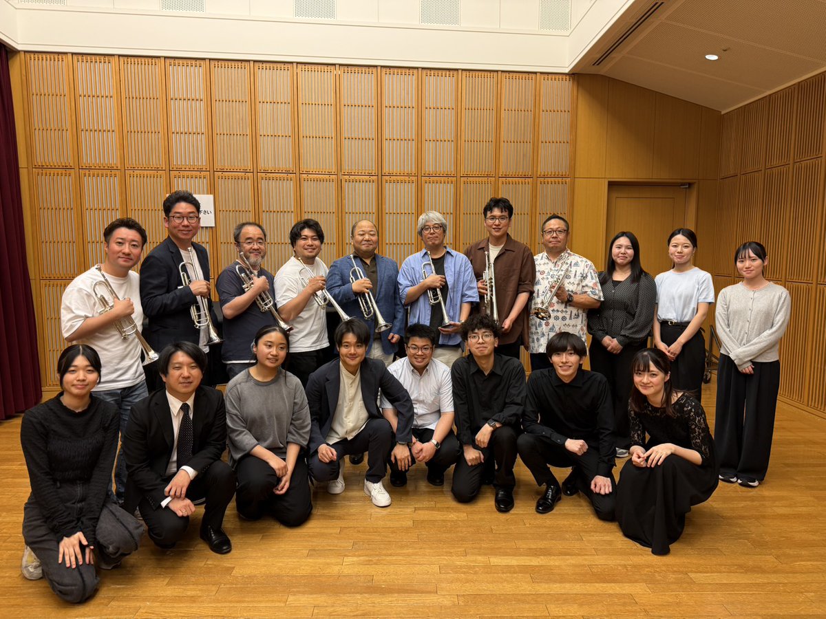jcmsad's tweet photo. 本日はトリフォニーホール練習室1にてオーケストラ・トランペット・プレーヤー・ショーケースでした。川田、野田、中山、山川、ノグチ、澤田、大西、田中の講師陣で素晴らしい時間を過ごせました。受講生、聴講生の真剣な志を十分に感じる事が出来ました。また次回の開催が非常に楽しみです。 https://t.co/Oo9gUS6yy7