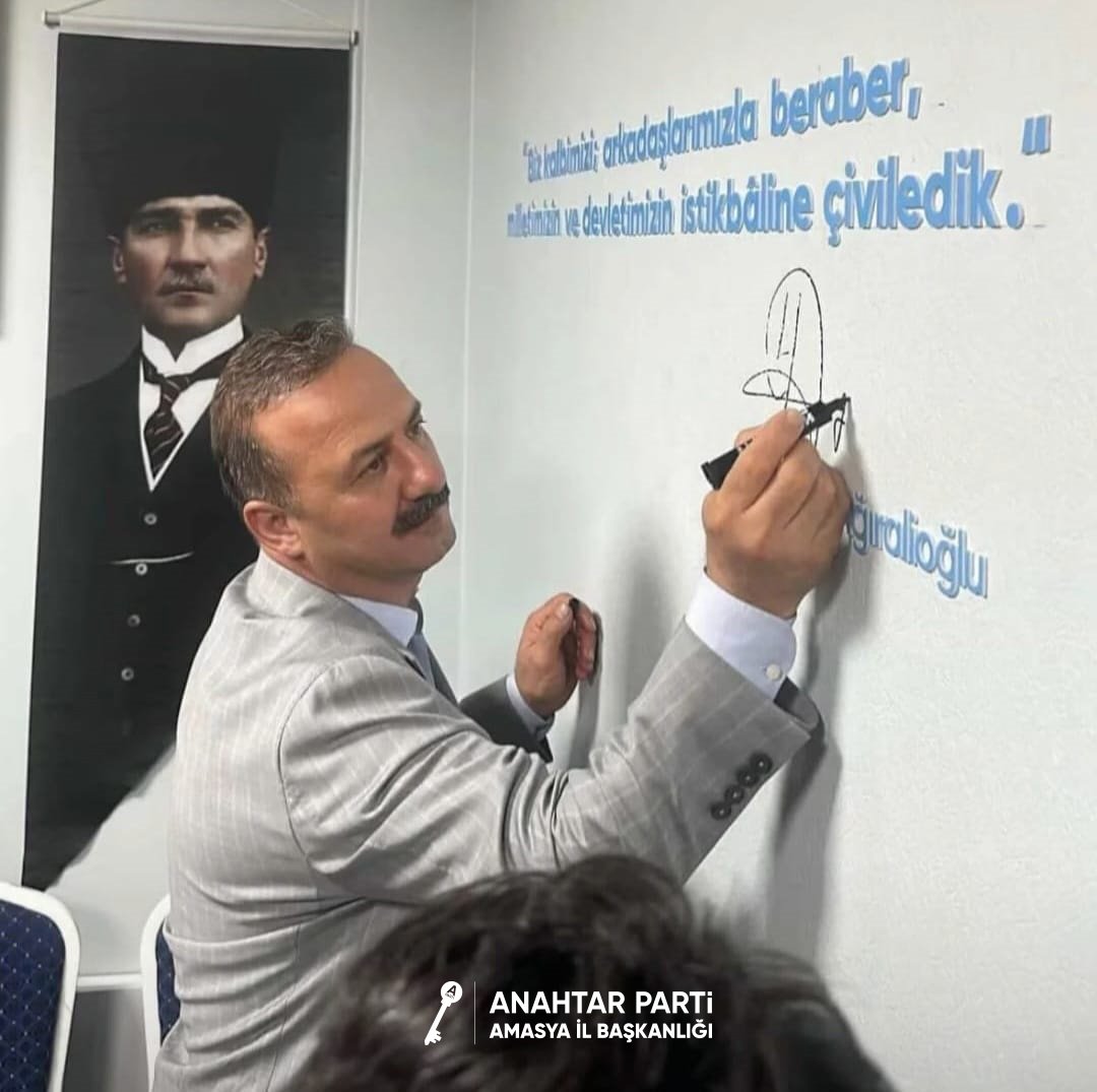 apartiamasya's tweet photo. "Biz kalbimizi arkadaşlarımızla beraber,milletimizin ve devletimizin istikbaline çiviledik." https://t.co/ZZUjmULvks