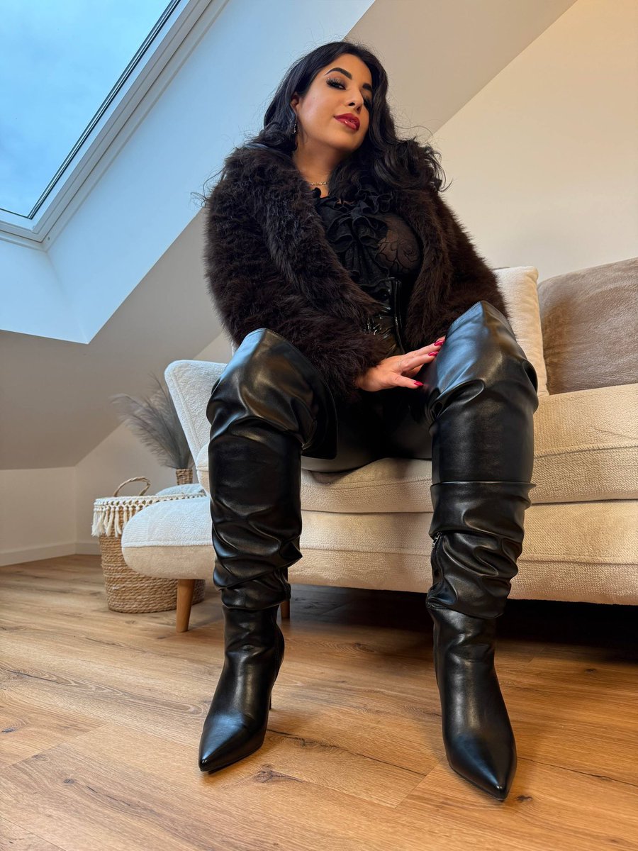 Goddess lenny tweet media