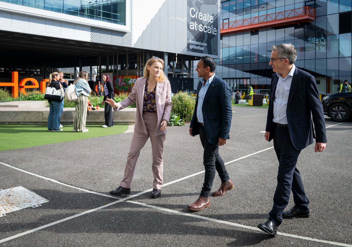 Plexalcity's tweet photo. It was a pleasure welcoming Baroness Lloyd to Plexal HQ and connecting her with cyber and AI founders securing the UK 🇬🇧

The visit coincided with new cyber measures and growth statistics being announced, which are encouraging.

🔗 See more from the visit: https://t.co/OebjrxzWjx https://t.co/xvLl2dB56r