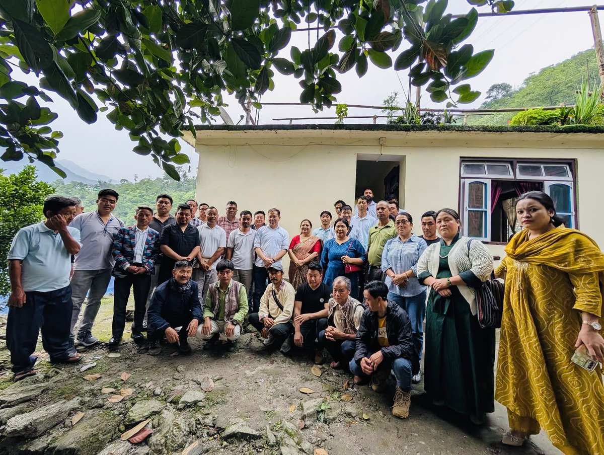 capsikkim2023's tweet photo. Mangan DEC coordination meet for North Sikkim at Mangshila today. 
Party remains committed to strengthening our organisation across Kabi Lungchok, Dzongu, and Lachen-Mangan and to continue working for the welfare, rights, and justice of the people of North Sikkim. @capsikkim2023 https://t.co/BmUcvFxYZA