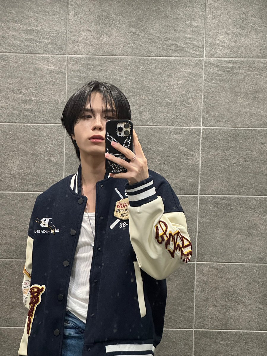 E'LAST(엘라스트) tweet media