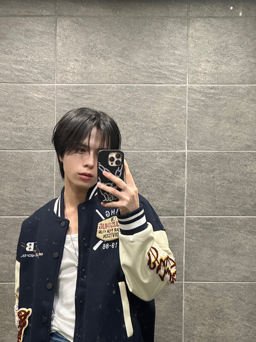 E'LAST(엘라스트) tweet media