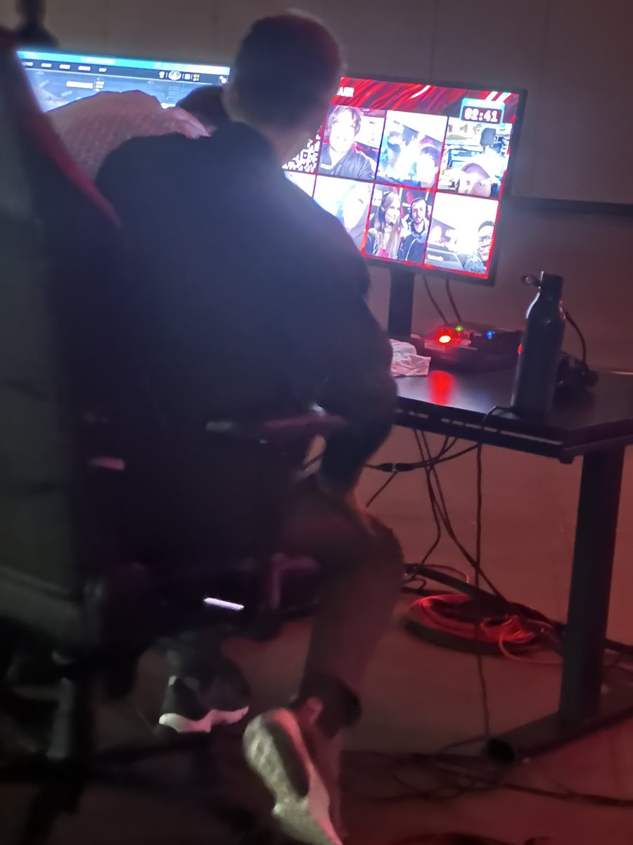 sproutgamings's tweet photo. i know i talked a lot about SR, but I’m the most proud of this guy right here for working his first Major event. even though it hasn’t been very long, watching you grow as a Caster has been so amazing. all those late nights of kicking me out of the bedroom for work was worth it💗 https://t.co/DA7hNO3SyU