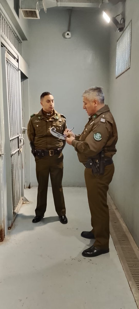 Carabineros Derechos Humanos y Prot. de la Familia tweet media