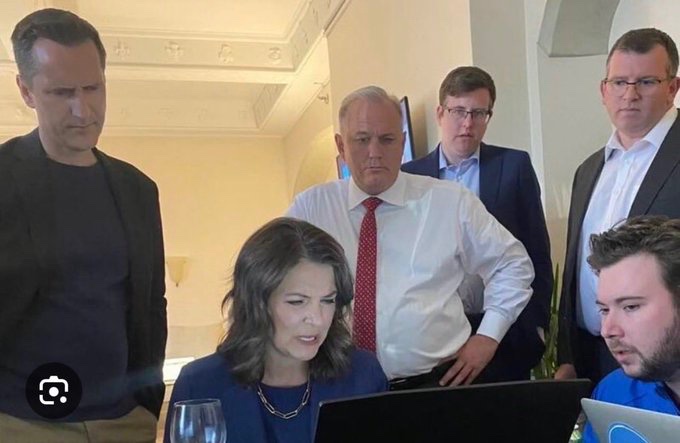 Conservativealbertan tweet media