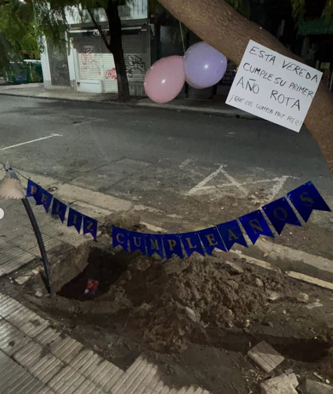 PabIojavkin's tweet photo. Celebramos la iniciativa vecinal! 

Esta queridisma vereda de la ciudad cumplió un año y los vecinos no dudaron en celebrar tan alegre fecha.

Volvieron los festejos
Volvió Rosario! https://t.co/xBJW3d3Z1c