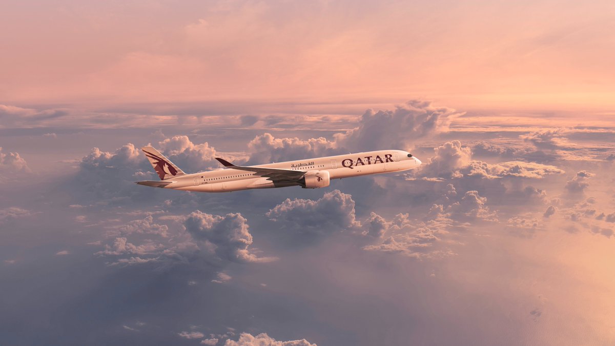 Sudan_tweet's tweet photo. #السودان | أعلنت الخطوط الجوية القطرية @qatarairwaysar استئناف رحلاتها إلى السودان، عبر تسيير ثلاث رحلات أسبوعياً إلى مدينة بورتسودان، اعتباراً من 2 يوليو 2026، في خطوة تعزز عودة الربط الجوي الدولي للبلاد عبر واحدة من أكبر شبكات الطيران العالمية.

ويتيح استئناف الرحلات إلى بورتسودان للمسافرين من وإلى السودان الوصول إلى شبكة واسعة من الوجهات الدولية التي تخدمها الناقلة القطرية عبر مطار حمد الدولي في الدوحة، بما يشمل وجهات في آسيا وأوروبا والأمريكتين والشرق الأوسط وأفريقيا.

وتأتي هذه الخطوة ضمن توسع الخطوط الجوية القطرية في القارة الأفريقية، عبر استئناف عدد من الرحلات وزيادة الترددات إلى وجهات مختلفة، بما يعكس الأهمية المتزايدة للسوق الأفريقي في خطط الناقلة التشغيلية.

ومن المتوقع أن يسهم تشغيل خط بورتسودان في دعم حركة السفر والتجارة، وتسهيل تنقل السودانيين والمقيمين، وتعزيز انفتاح السودان مجدداً على الوجهات الدولية عبر الدوحة.