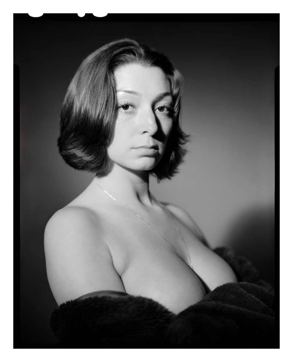 camerandotclick's tweet photo. Becca - @ILFORDPhoto FP4+ https://t.co/75VjoKQNVd