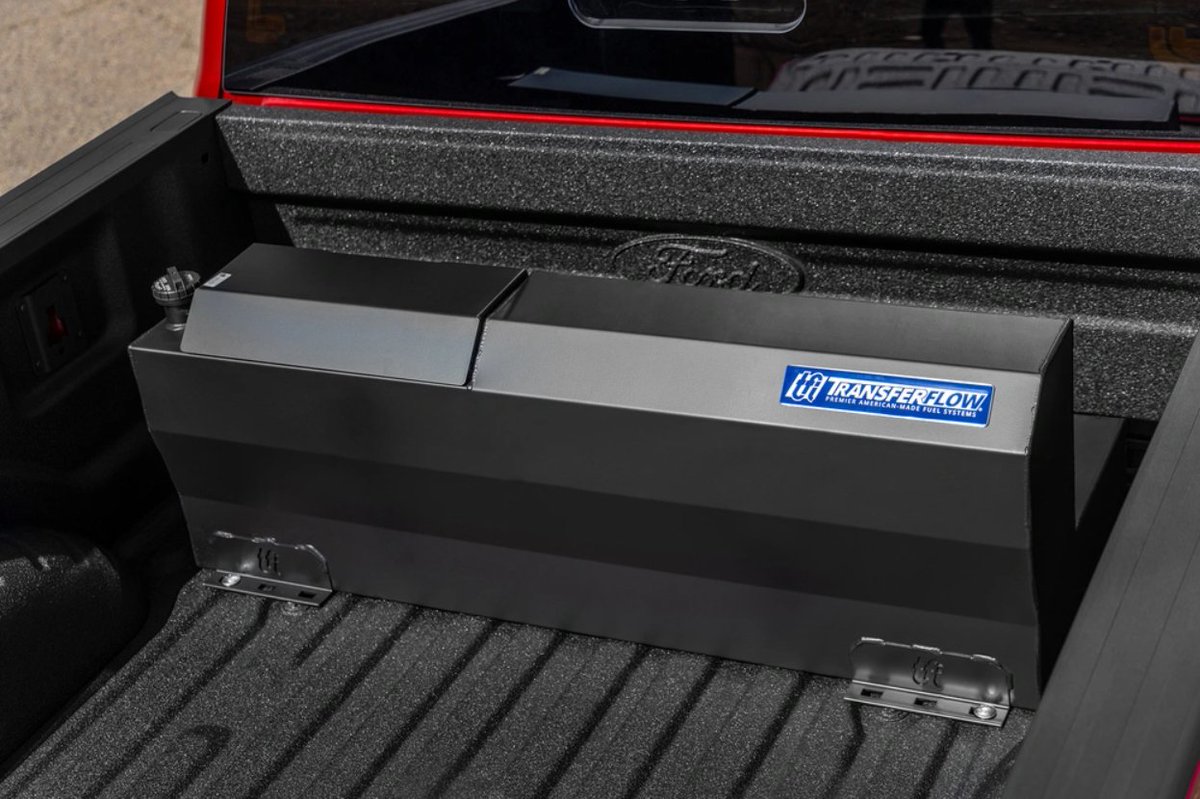transferflow's tweet photo. You know the feeling... you finally get your trailer loaded and just a few hours in, you’re already hunting for gas. Towing really burns through fuel. That’s where an auxiliary fuel tank steps in! 🚛💨 With Memorial Day coming up, it's time to upgrade! https://t.co/g1nbqaGPic https://t.co/AanojGOaab