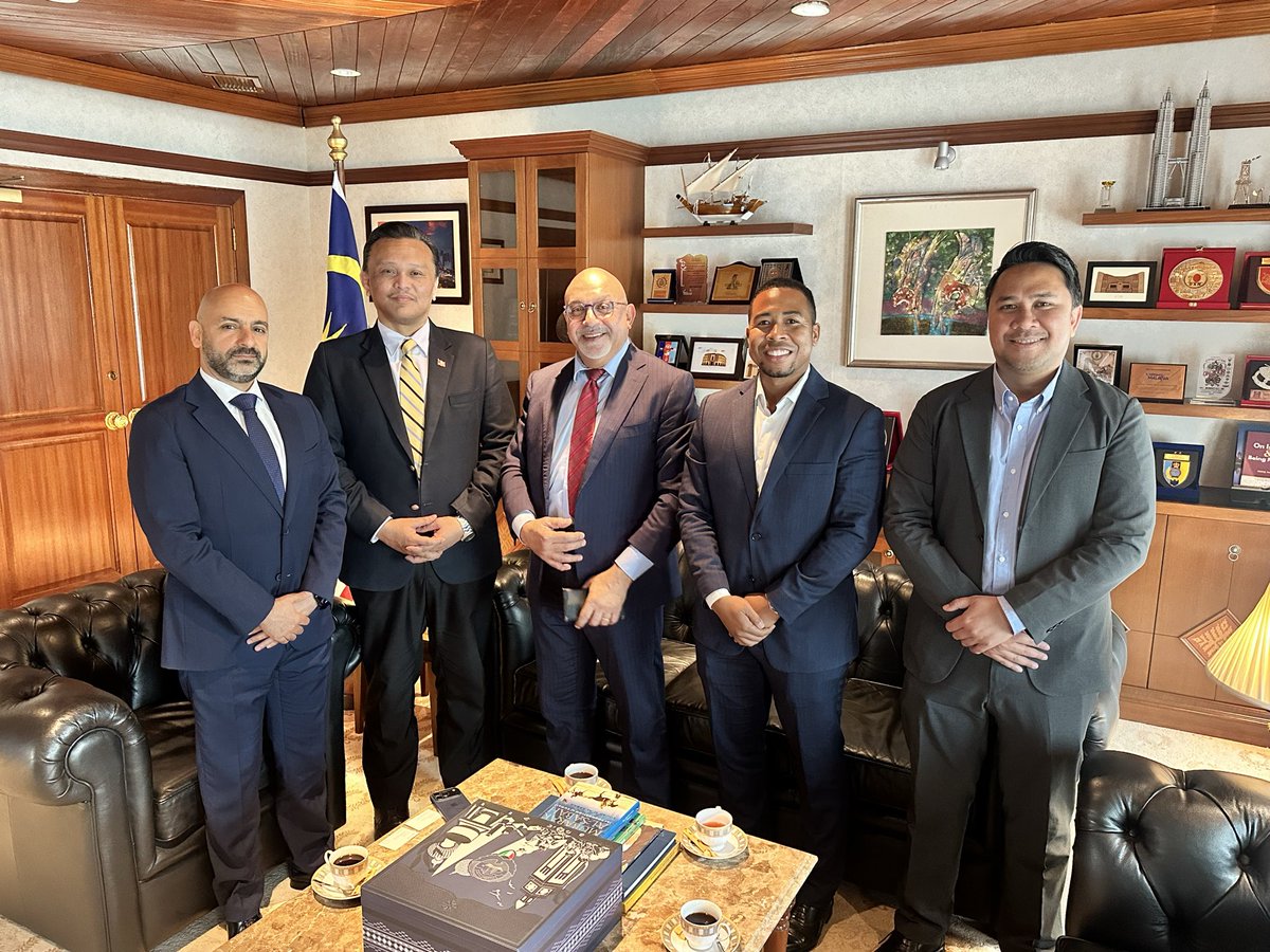 Embassy of Malaysia in Kuwait 🇲🇾 🇰🇼 tweet media