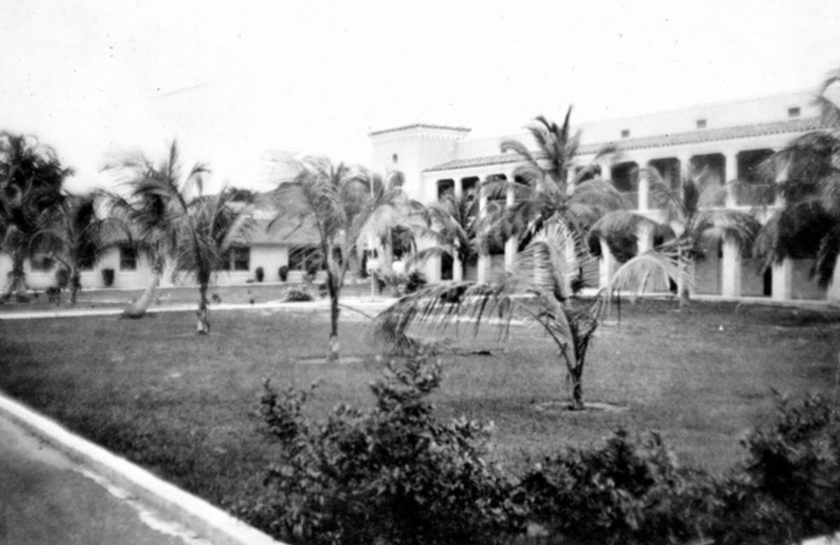 MDCPSCapital's tweet photo. New three-story classroom facility coming to @GroveElem #GOBProgress
Did you know @GroveElem is the oldest operating public school in @MDCPS founded in 1887 and a centerpiece of the community for well over a century
π Read more: https://t.co/wDv3WG4mUe https://t.co/5yGFBLGqSy