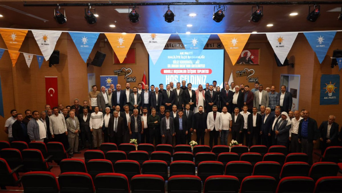 mbagmanci63's tweet photo. 📍 Mahalle Başkanları İstişare Toplantısı

AK Parti Genel Merkez Teşkilat Başkan Yardımcımız, Güneydoğu Anadolu Bölge Koordinatörümüz, Sivas Milletvekilimiz Sn. Hakan Aksu başkanlığında,

İl Başkanımız Mehmet İlhami Günbeği, Haliliye Belediye Başkanımız Mehmet Canpolat ve mahalle başkanlarımızın katılımıyla ‘Mahalle Başkanları İstişare Toplantısını gerçekleştirdik.

Her Birlikte El Ele Daha Güçlü Yarınlara…💪💪

#AKHaliliye #AKParti #MustafaBağmancı #Şanlıurfa #Ankara #Göbeklitepe #Haliliye #Karaköprü #Eyyübiye #Harran #Akçakale 

@RTErdogan @abuyukgumus @bybekirbozdag @acarfaruka @AKGMTeskilat @hakanaksu058 @farukaytek @ensartopcu @milhamigunbegi @mcanpolatnet @fatmaocak0663 @MDOGANSALAR_TR @AkHaliliiye @AkHaliliyeKadin @akgenchaliliyee