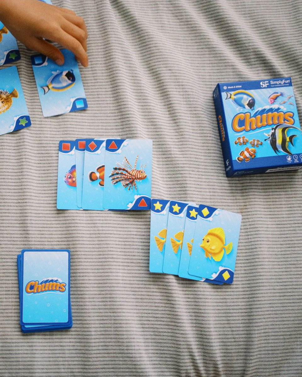 SimplyFun's tweet photo. This card game is like a trip to the aquarium 🐟 ! 

Help your preschooler learn colors &amp; shapes while they match and explore colorful fish, with Chums. 

Save 10% on 3+ portable games: https://t.co/dOZUifScQV https://t.co/YBeclsNNt0