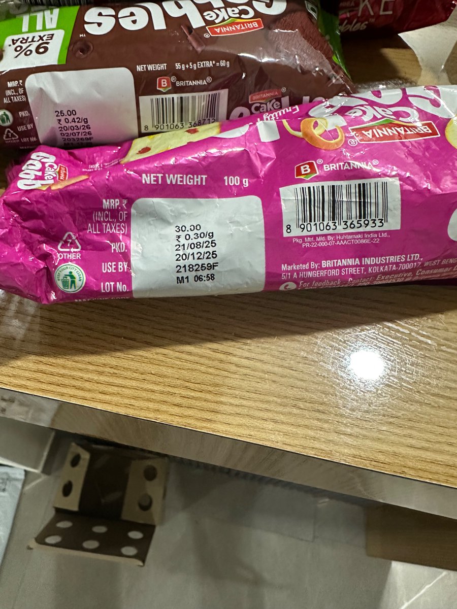 Ankitjaiswal09's tweet photo. Amazon fresh delivered cake which was expired 5 months back. My son ate half of it. @amazonIN . How can someone do this? Who will take responsibility? No system to let them know. They must be delivering it to others as well. https://t.co/BBjzoxkglh