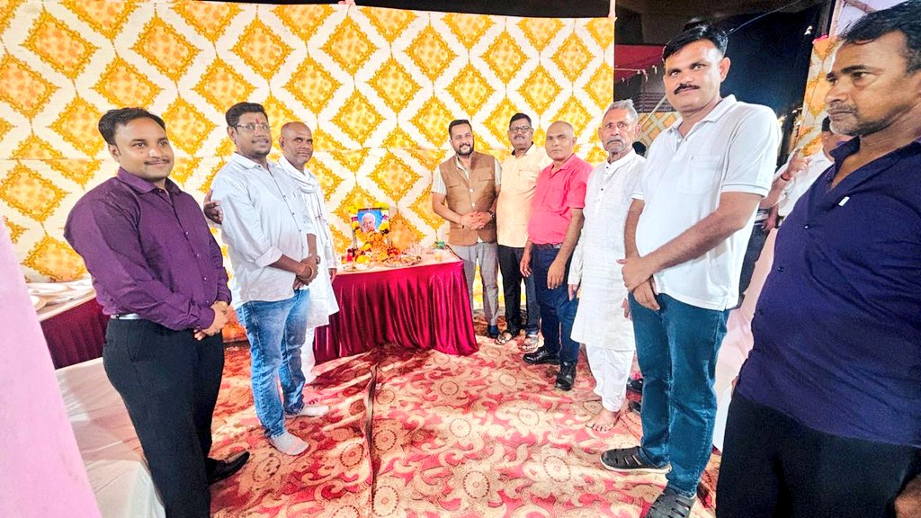 Adv Avaneesh Tirthraj Singh tweet media