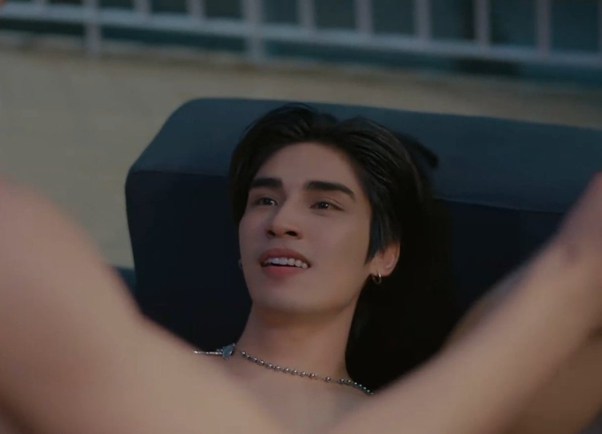 AbreuM459352's tweet photo. Não aguento com a cara de extrema felicidade do wayu pq ele vai ser devorado pelo krit...

#LoveOfSilomTheSeries 
#UpPoom https://t.co/INFYI8TOYg