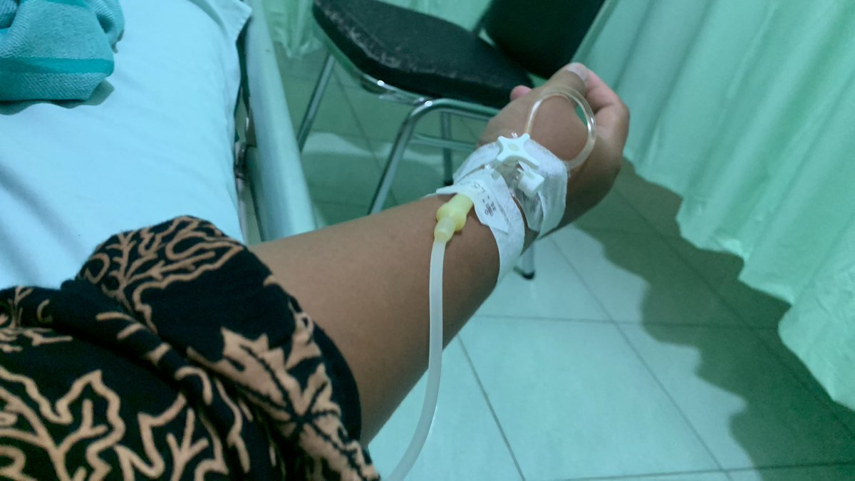 CuneKnow_'s tweet photo. Bissmilah , doain guyss semoga besok di kasih kelancaran baby hyuna lahir dengan selamat , sehat , lahir dengan lengkap tanpa kurang satu apapun , 
Mama nya jga sehat , selamat 😇😇 https://t.co/fv4mIdTwQK