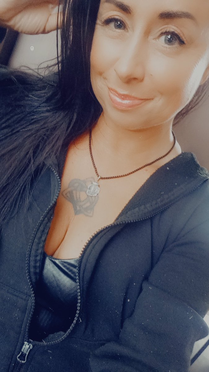 Mistress Vesta tweet media