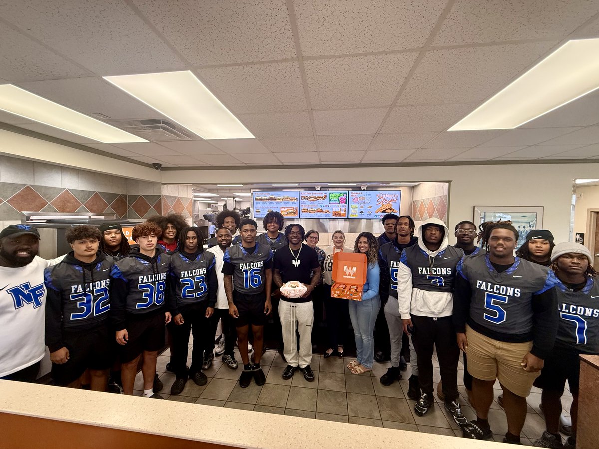 Whataburger Super Team tweet media